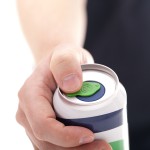 can2close - resealable can - handling